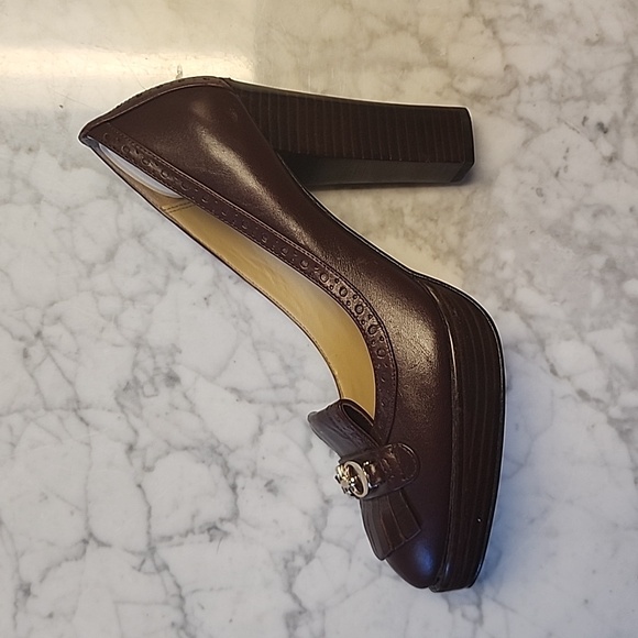 Coach Heels - Picture 7 of 8